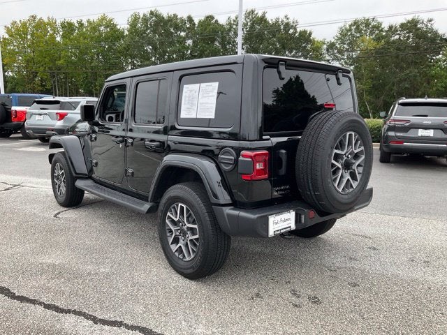 2025 Jeep Wrangler 4-Door Sahara 4x4