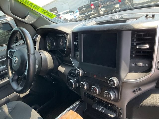 2022 RAM 1500 Big Horn Crew Cab 4x4 5'7" Box