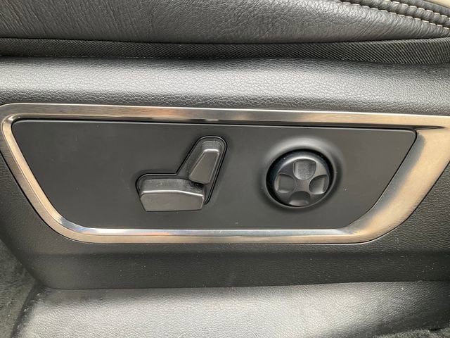 2021 RAM 1500 Limited Crew Cab 4x4 5'7" Box