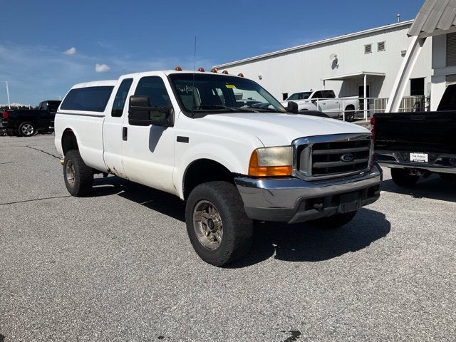 2000 Ford Super Duty F-350 SRW XL
