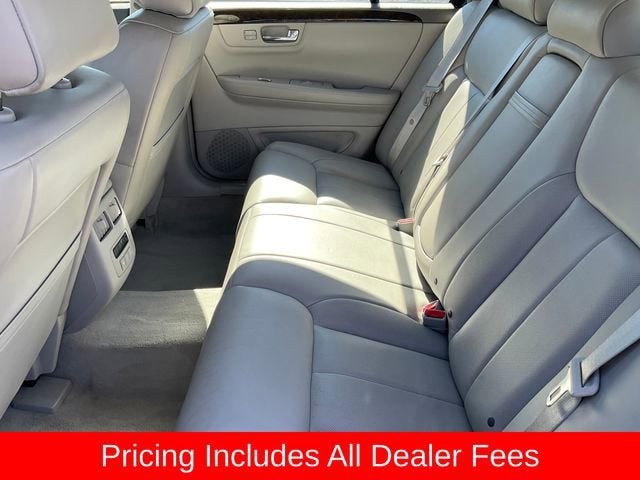 2011 Cadillac DTS Luxury Collection