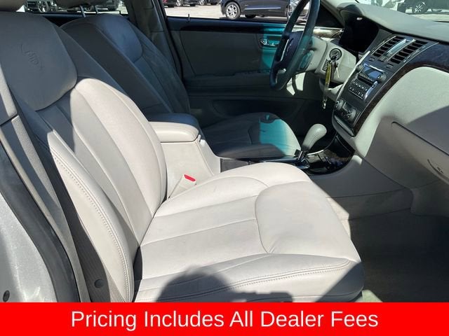 2011 Cadillac DTS Luxury Collection
