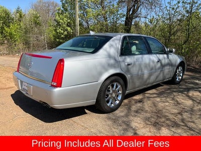 2011 Cadillac DTS Luxury Collection