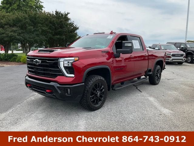 2025 Chevrolet Silverado HD LTZ 4WD Crew Cab Standard Box's photo