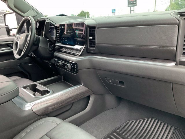 2025 Chevrolet Silverado 3500 HD LTZ DRW