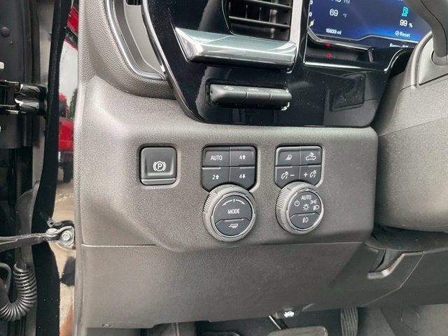 2025 Chevrolet Silverado 3500 HD LTZ DRW