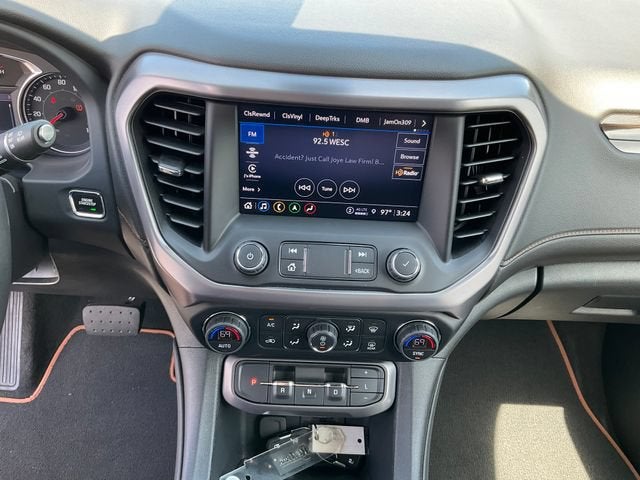 2021 GMC Acadia AT4