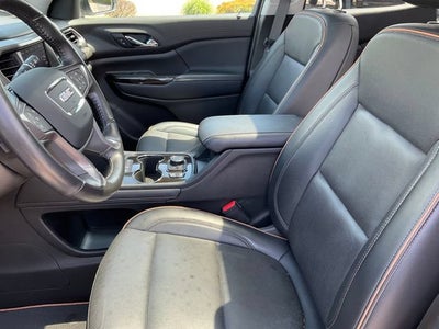 2021 GMC Acadia AT4