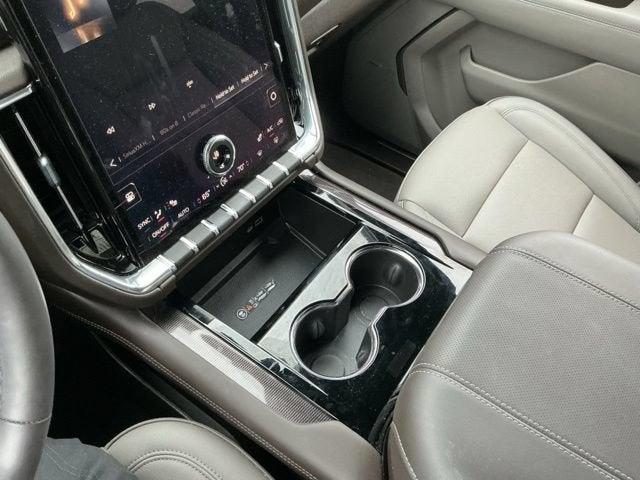 2025 GMC Yukon Elevation