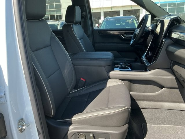 2027 GMC Yukon Elevation
