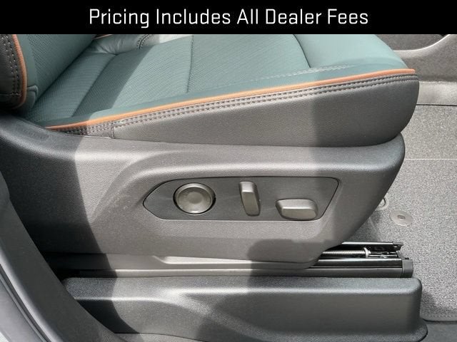 2026 GMC Yukon AT4 - Photo 20