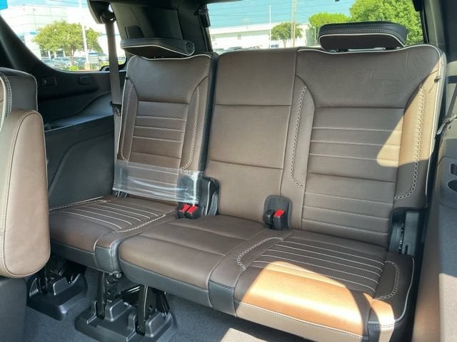 2026 GMC Yukon Denali Ultimate - Photo 18