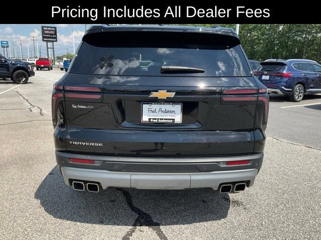 2025 Chevrolet Traverse LT