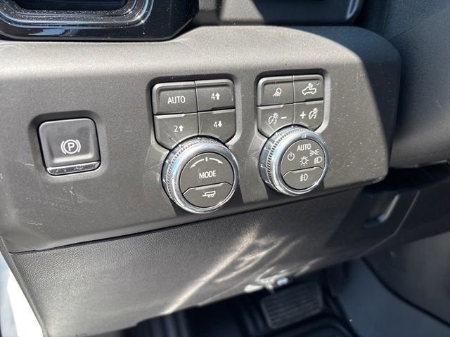 2026 GMC Sierra 2500HD AT4 - Photo 6