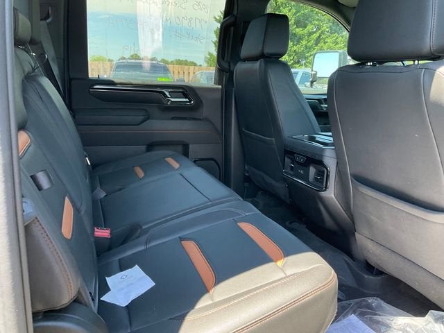 2025 GMC Sierra 2500 HD AT4