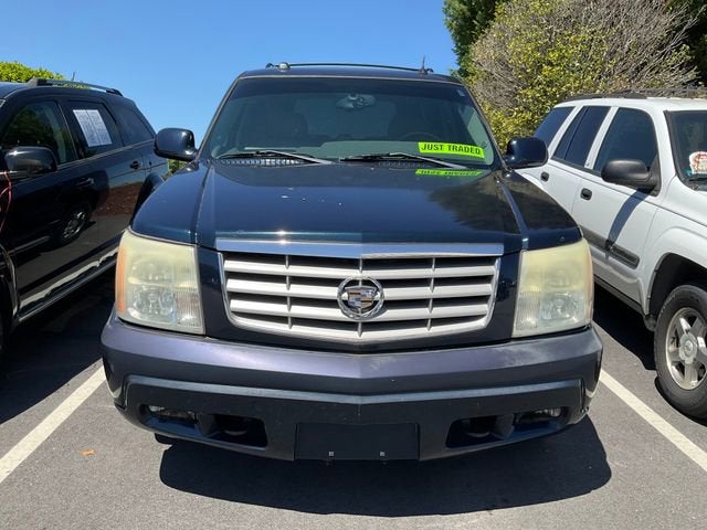 2005 Cadillac Escalade Standard