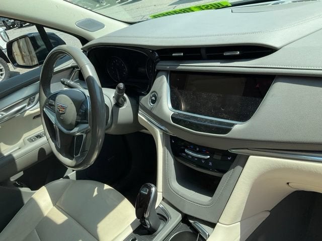 2021 Cadillac XT5 FWD Premium Luxury