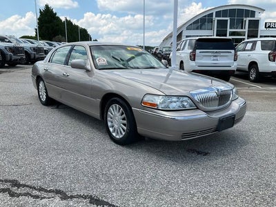 2003 Lincoln Town Car Executive