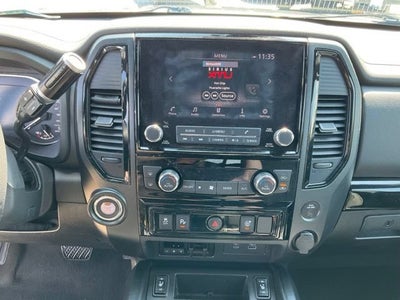 2023 Nissan TITAN Crew Cab SV 4x2