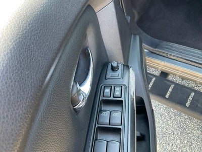 2023 Nissan TITAN Crew Cab SV 4x2