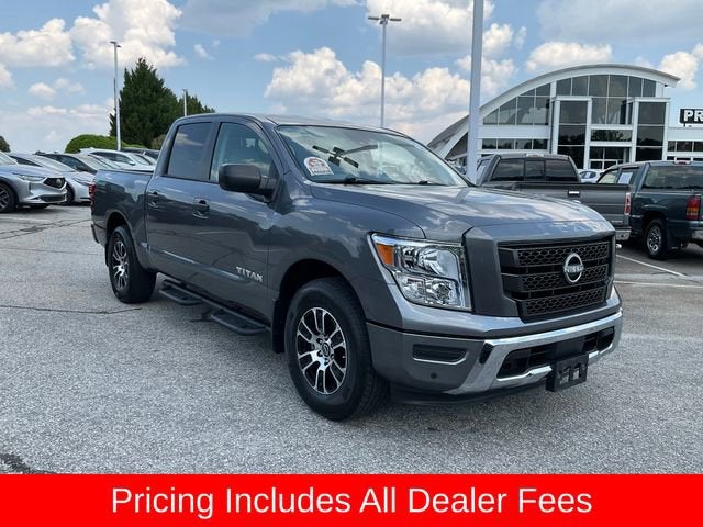 2024 Nissan Titan SV