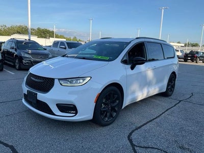 2025 Chrysler Pacifica Limited
