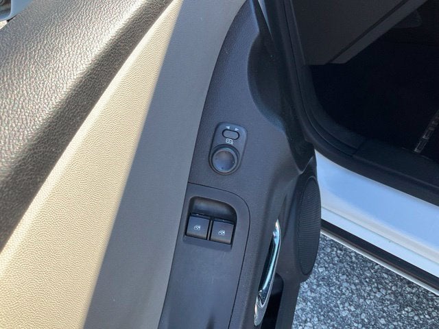 2011 Chevrolet Camaro 2LS