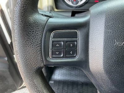 2017 RAM 3500 Tradesman Crew Cab 4x2 6'4" Box