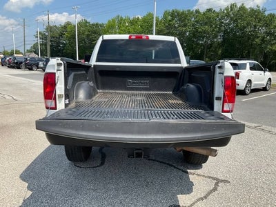 2017 RAM 3500 Tradesman Crew Cab 4x2 6'4" Box