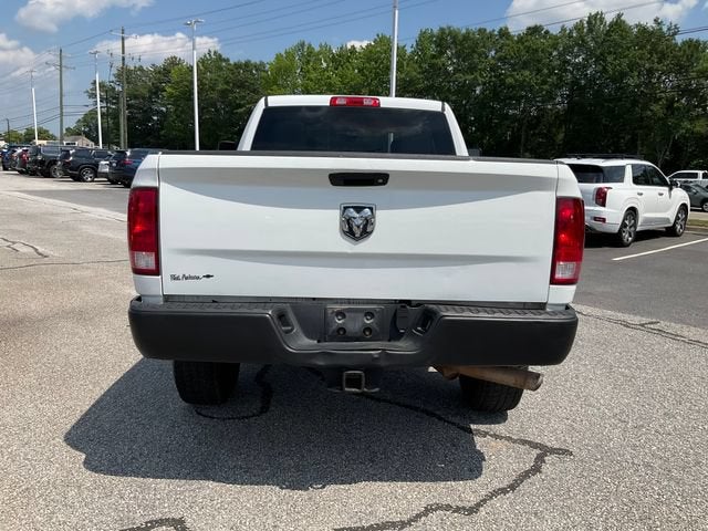 2017 RAM 3500 Tradesman Crew Cab 4x2 6'4" Box