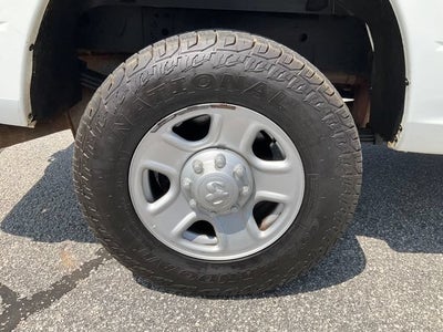 2017 RAM 3500 Tradesman Crew Cab 4x2 6'4" Box