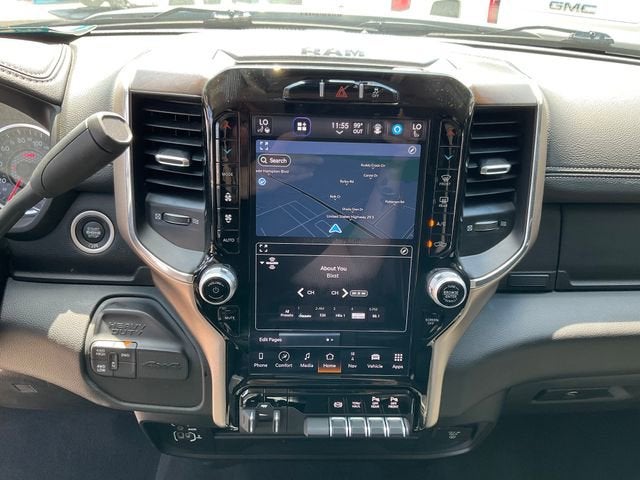 2024 RAM 2500 Laramie Crew Cab 4x4 6'4" Box