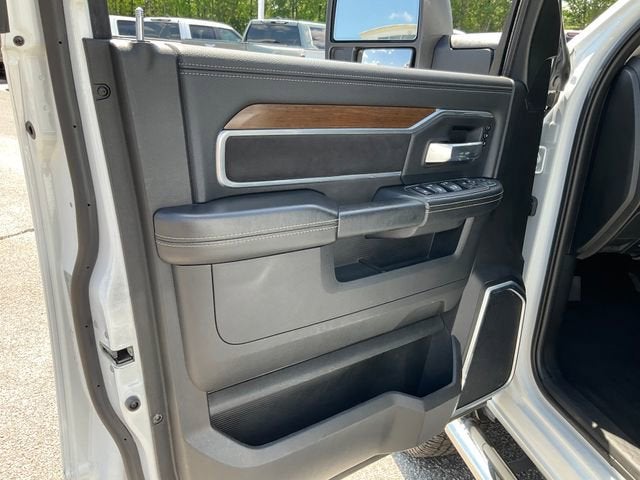 2024 RAM 2500 Laramie Crew Cab 4x4 6'4" Box