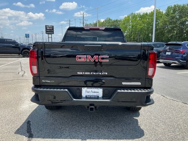 2025 GMC Sierra 1500 Elevation