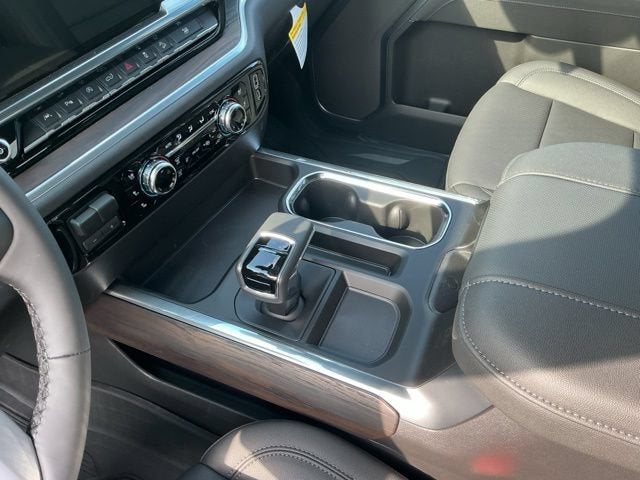 2026 GMC Sierra 1500 SLT - Photo 11
