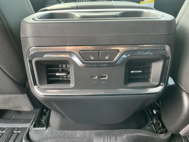 2026 GMC Sierra 1500 SLT - Photo 15