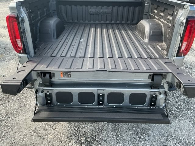2026 GMC Sierra 1500 SLT - Photo 26