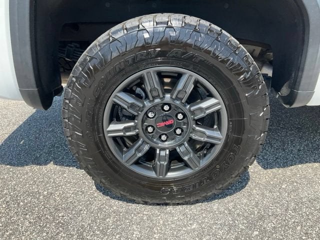 2024 GMC Sierra 1500 AT4X