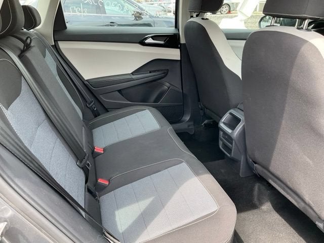 2025 Volkswagen Taos S
