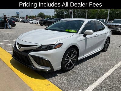 2024 Toyota Camry SE