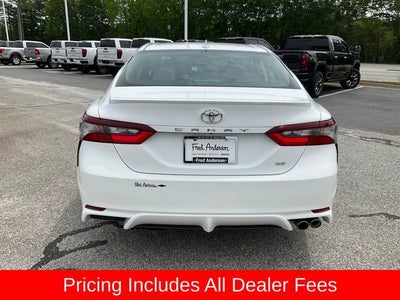 2022 Toyota Camry SE