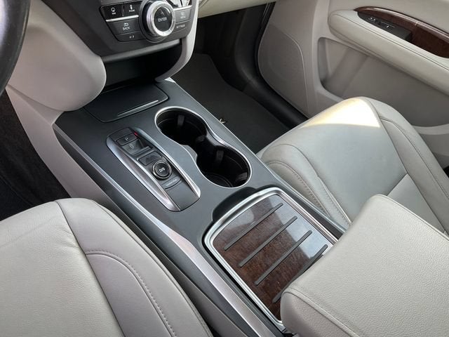 2017 Acura MDX w/Technology Package