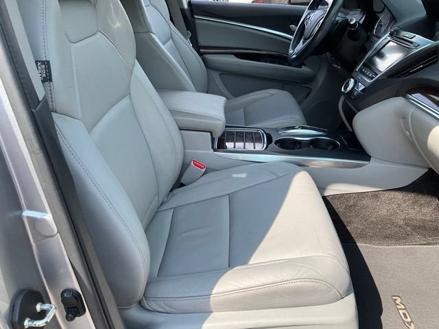 2017 Acura MDX w/Technology Package