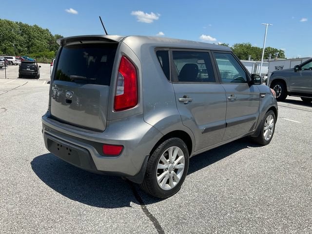 2013 Kia Soul Base