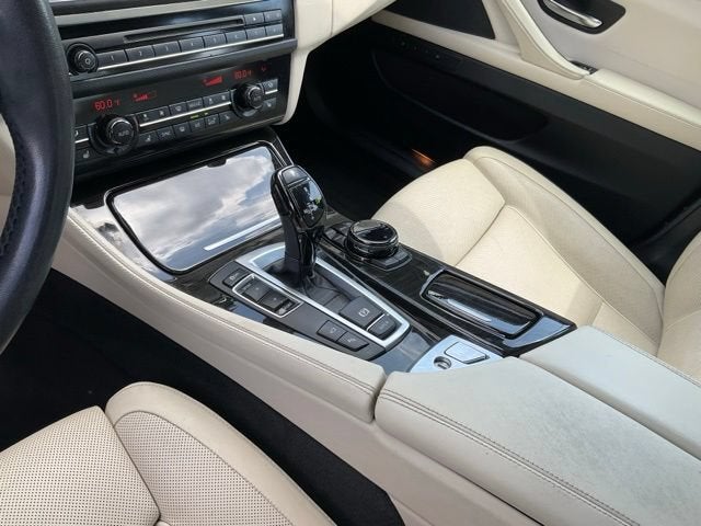 2015 BMW 5 Series 550i